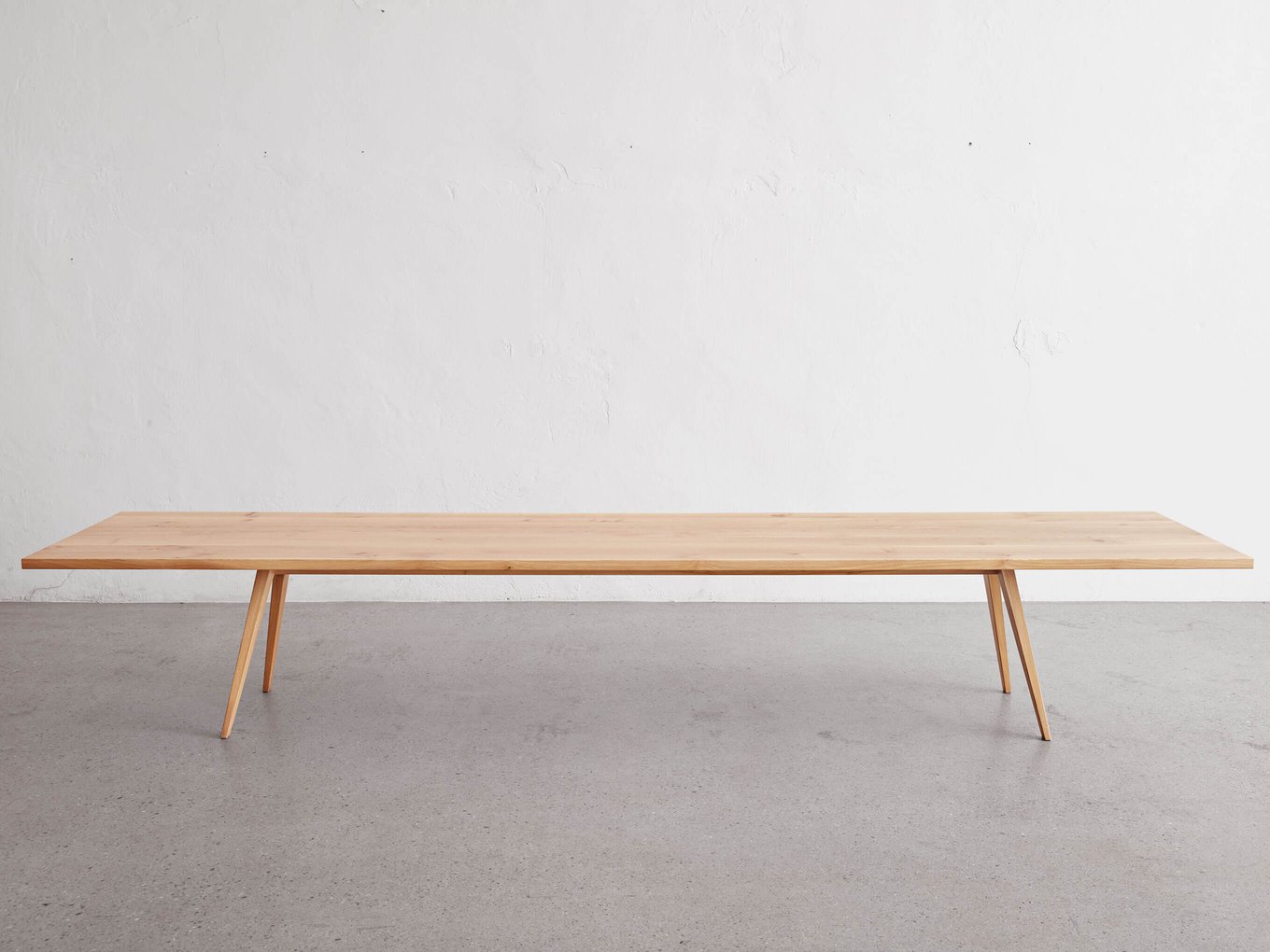 Table Egon